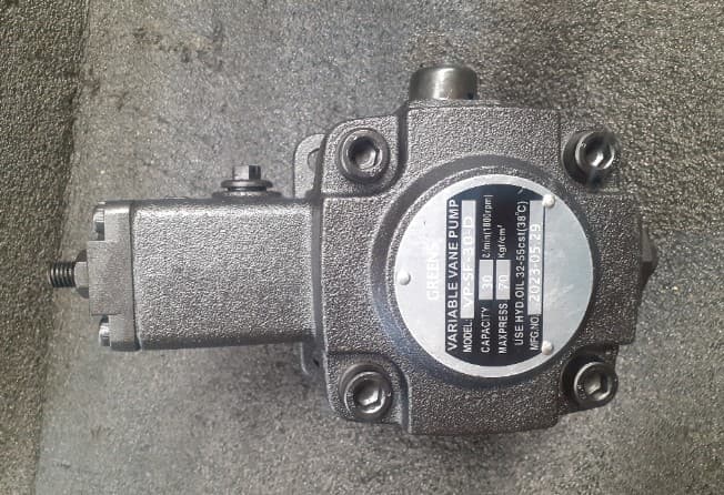 DEĞİŞKEN KANATLI POMPA.30 LT/MIN
