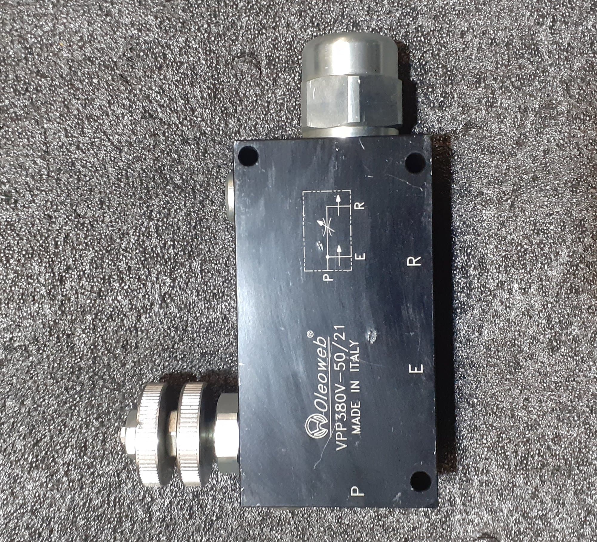 VPP380 3/8 3 YOLLU HIZ AYAR VALFİ