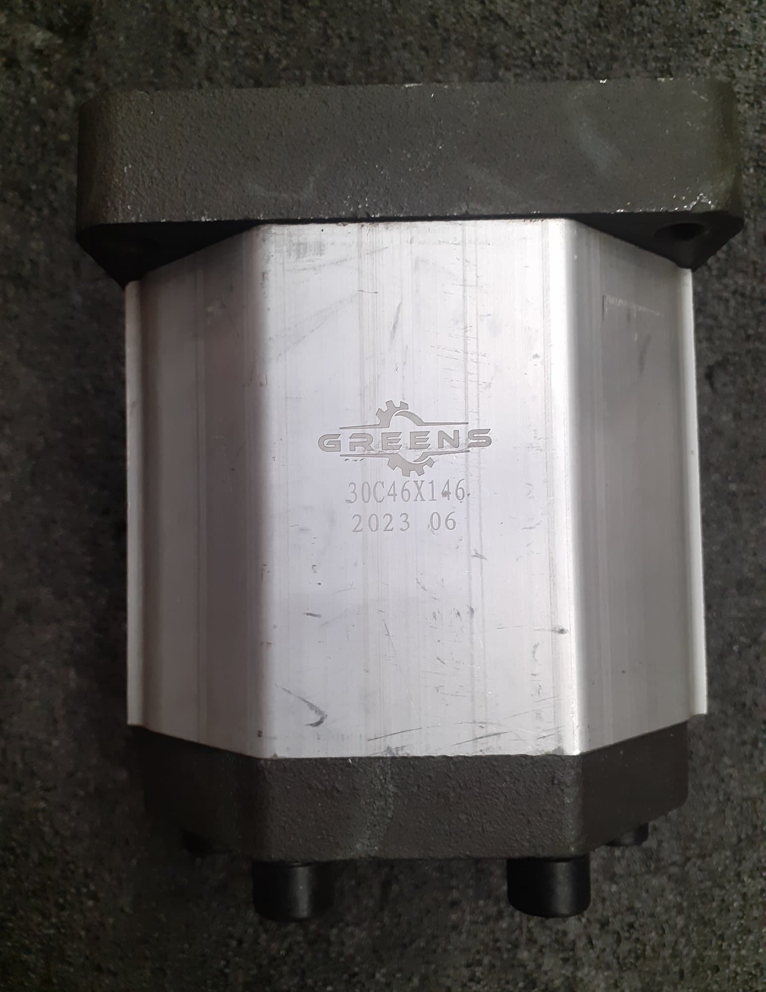 30C46X146 HİDROLİK DİŞLİ POMPA