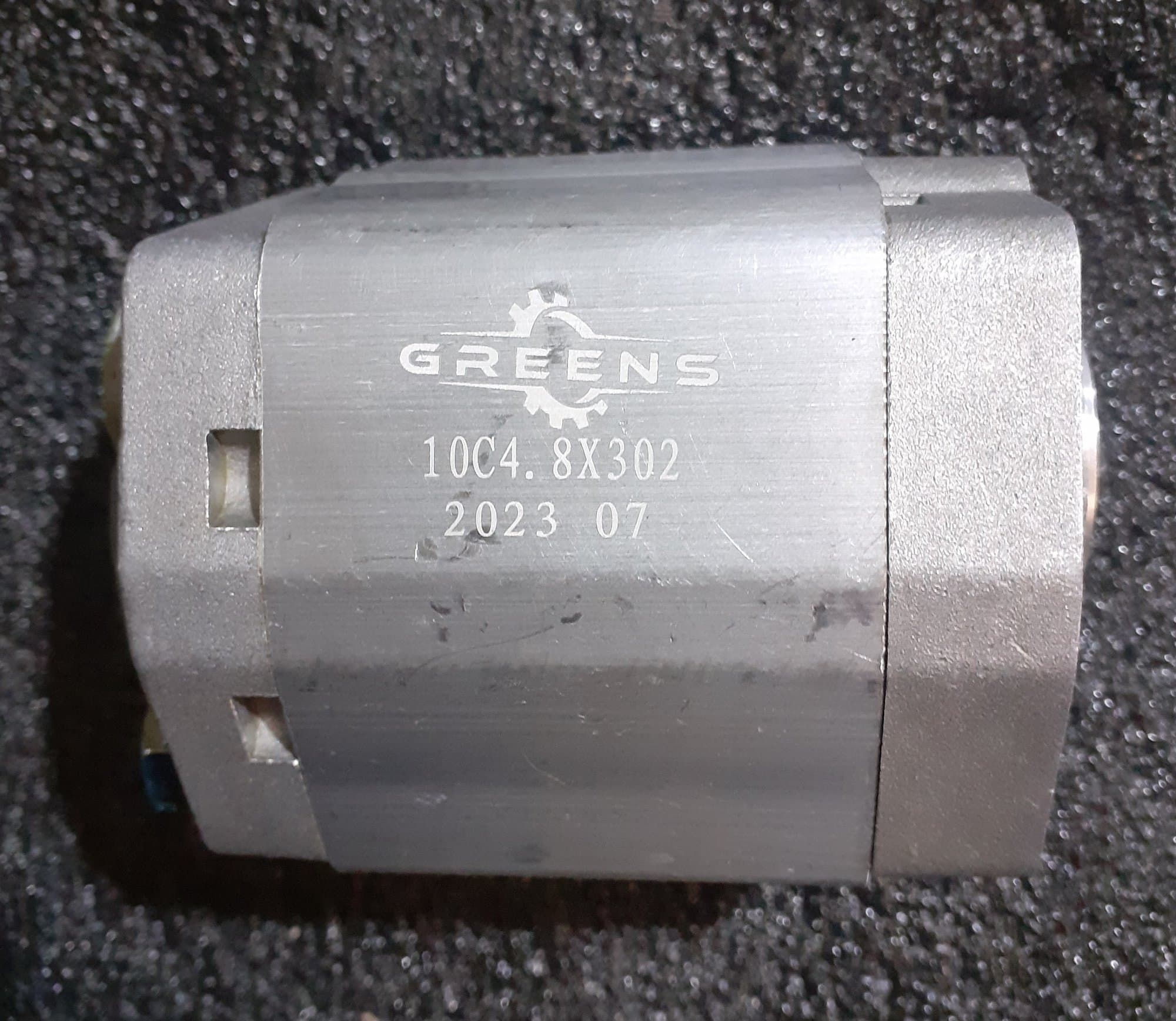 10C4,8X302 HİDROLİK DİŞLİ POMPA