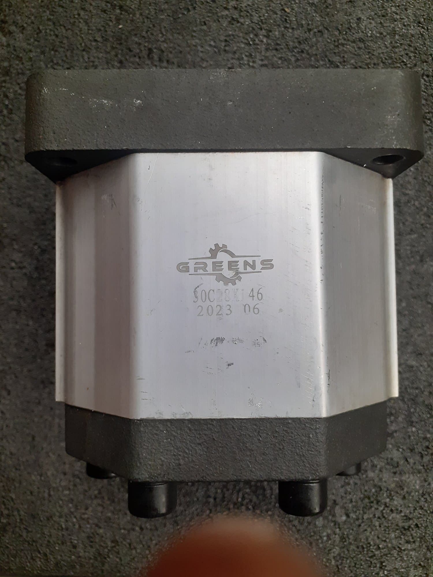 30C28X146 HİDROLİK DİŞLİ POMPA